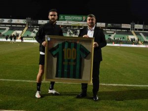 Oğuz Yılmaz, Denizlispor’da 100. Maçına Çıktı