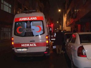 Bağcılar’da Yangın Paniği: Mahsur Kalan Vatandaşları Ekipler Kurtardı