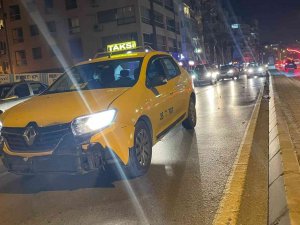 İ̇zmir’de Yolun Karşısına Geçerken Taksinin Çarptığı Kadın Hayatını Kaybetti
