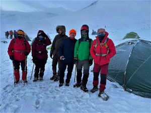 Aydınlı Dağcı Sarıkamış Şehitleri İçin Tırmandı