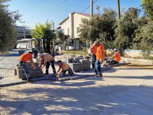 Kuşadası’na Bir Yılda 272 Bin 779 Metrekare Yeni Yol Yapıldı