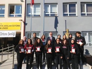 ‘Fenci Gözü’ Dergisi Ulusal Ölçekte ‘Eğitimde İ̇yi Örnek’ Oldu