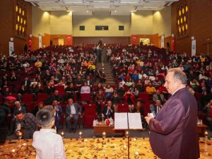 Başkan Yalçın’ın Minik Öğrenci İle Şiir Düeti