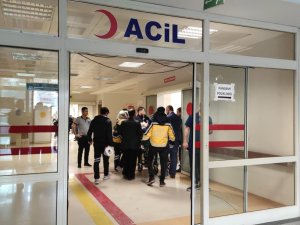 Siirt’te Kamyon Kasasından Düşen İşçi Yaralandı