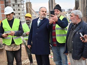 Gençler İçin Bir Tesis De Yenibağlar’a