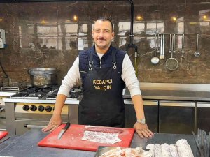 Ünü Ülkeyi Aşan Kebapçı Yalçın, Kebap Yapımına Dair Tüyolarını Paylaştı