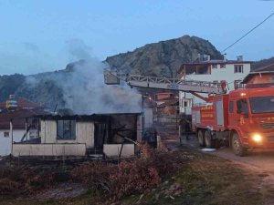 Elektrikli Sobadan Çıkan Yangında 1 Kişi Hayatını Kaybetti