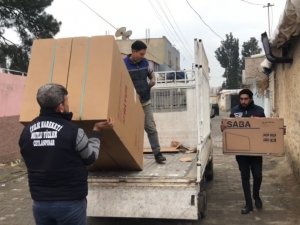 Sosyal Medya Üzerinden İhtiyaç Sahibi Ailelere Ulaşıyorlar