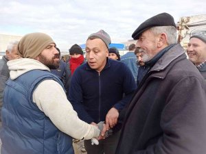 Küçükbaş Hayvan Pazarında Kış Mevsimi Olması Rağmen Alışverişler Hızlandı