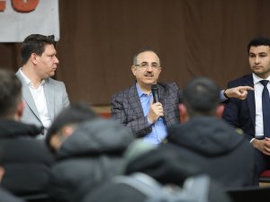 Ak Partili Sürekli’den Bir Günde 4 İlçede Mesai
