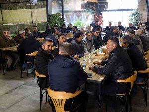 Bi̇ntso Başkanı Çintay, “İ̇limize Ticaret Borsası Temsilciliği Açılması Sözünü Aldık”