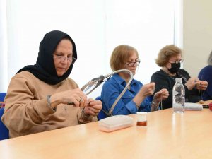 Ni̇lsem Kursiyerleri Gümüş Kazaz Sanatını Öğreniyor