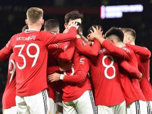Manchester United Zirve Takibini Sürdürüyor