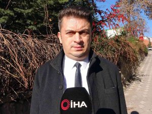 İ̇klim Şartlarının Üstüne Bir De Yeterince Beslenemeyen Ayılar Kış Uykusuna Yatmıyor