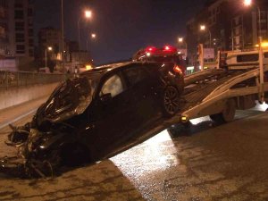 Çekmeköy’de Kontrolden Çıkıp Takla Atan Aracın Motoru Yola Fırladı: 3 Yaralı