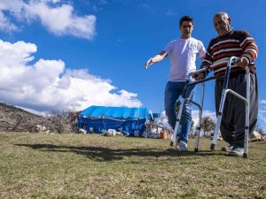 Mersin’de Belediye 11 Bin 576 Haneye Evde Bakım Hizmeti Sundu