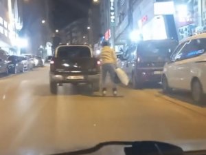 Bursa’da Patenli Gencin Tehlikeli Yolculuğu Kameraya Yansıdı