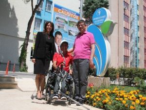 Milli Sporcuya Tam Teşekküllü Tekerlekli Sandalye Desteği