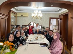 Çocuk Edebiyatı Yazarı Gülten Dayıoğlu’nu Duygulandıran Ziyaret