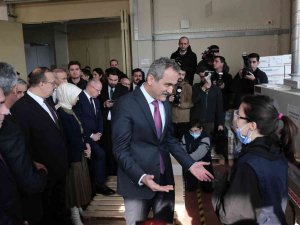 Bakan Özer: "Kat Sayı Uygulamasından Sonra Ciddi Travma Yaşayan Mesleki Eğitim Artık Çok Güçlü"