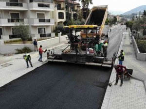 Marmaris Belediyesi Fen İ̇şleri Müdürlüğü Ekipleri Durmak Bilmedi