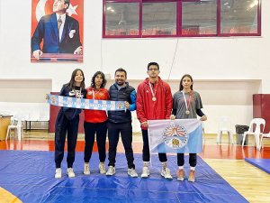 Kaşlı Güreşçiler Derecelerle Döndü