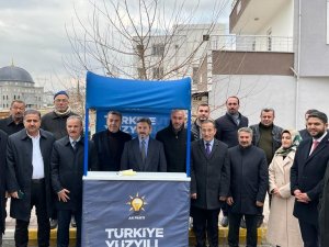Ak Parti 15 Farklı Noktada Üyelik Standı Açtı