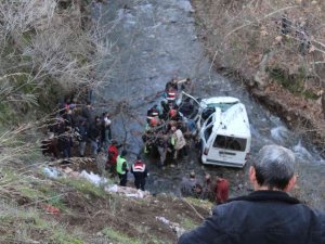 40 Metrelik Uçurumdan Uçtular