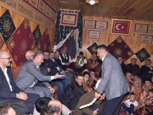 Tosya Yarenleri 2023 Yılı İlk Ocağını Kastamonu İlçe Belediye Başkanlarına Yaktı