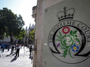 İ̇ngiltere’de Yüksek Mahkeme, Göçmenleri Ruanda’ya Gönderilmesi Planına Yönelik İtirazı Kabul Etti