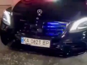 Başakşehir’de Yabancı Plakalı Çakarlı Araç İle Drift Ve Makas Attılar