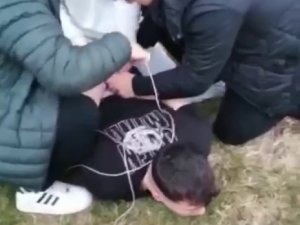 Doğduğuna Pişman Ettiler