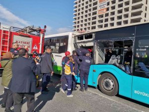 Kayseri’de 2 Halk Otobüsü Çarpıştı: Çok Sayıda Yaralı Var