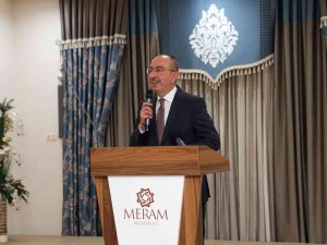 Mustafa Kavuş: “Biz Muhtarlarımızla Aynı Hedefe Koşan Büyük Bir Aileyiz”