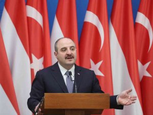 Sanayi Ve Teknoloji Bakanı Varank: "Abd Yapımı Hımars Çoklu Roketatar Sistemlerine Alternatif Ürünleri Türkiye’de Üretiyoruz"