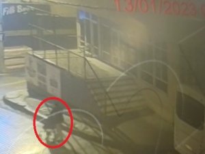 Bursa’da Çaldıkları Çelik Kasayı Bebek Arabasıyla Götürdüler