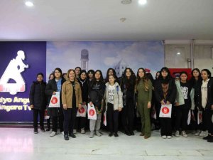 Keçiören’de Lise Öğrencilerine Radyo Ve Televizyon Yayıncılığı Anlatıldı