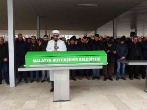 Eşi Tarafından Öldürülen Hamile Kadın Defin Edildi