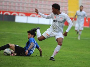 Ziraat Türkiye Kupası: Dg Sivasspor: 3 - Karacabey Belediyespor: 0