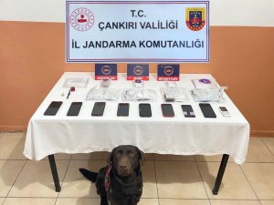 Çankırı’da Uyuşturucu Operasyonu: 7 Gözaltı