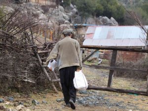 İ̇ki Kırsal Mahalledeki Kuduz Karantinası Sürüyor