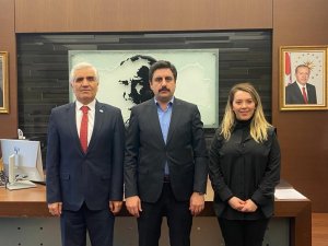 Datüb Heyeti Göç İ̇daresi Müdürü Yalınsu İle Görüştü