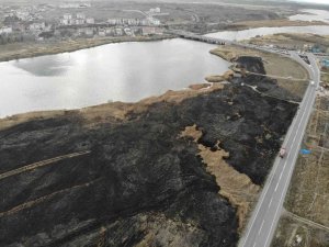 Isınmak İçin Yaktığı Ateş 45 Dekar Alanı Kül Etti