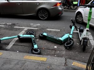 Paris’te Elektrikli Scooterlar İçin 2 Nisan’da Referandum Yapılacak