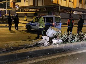 Doğan Araslı Bulvarında Feci Kaza: 1 Ölü, 2 Yaralı