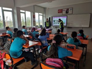 Minik Öğrenciler Trafik Kurallarını Öğrendi