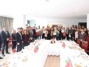 Deü’de "Tek Millet On Lezzet" Buluşması