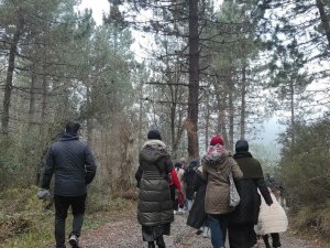 Gençler Soğuk Havaya Aldırış Etmedi