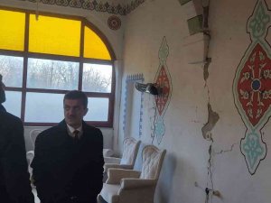 Yıkılan Ve Hasar Alan Camiler İncelendi