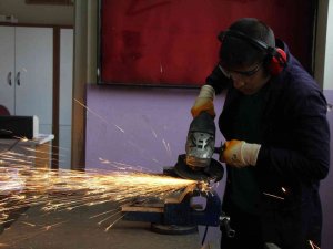 Bingöl’de Meslek Liseleri Fabrika Gibi Çalışıyor: 2022 Yılında 9,5 Milyon Lira Ciro Yaptılar